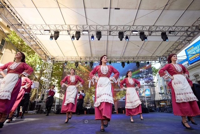 Greek-Othodox-Glendi-Performance-1