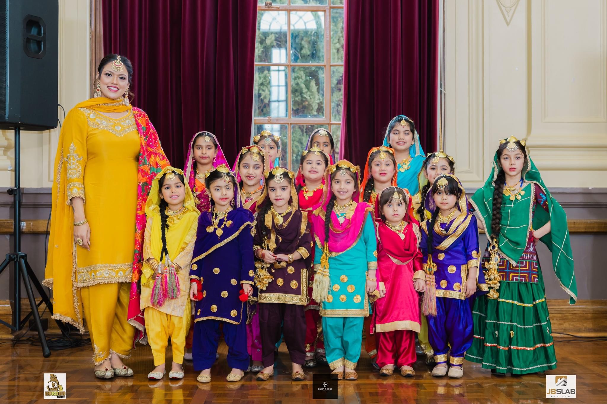 Maan-Mattiyan-Muteyaran-1